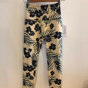 Beyond Yoga high waisted legging
